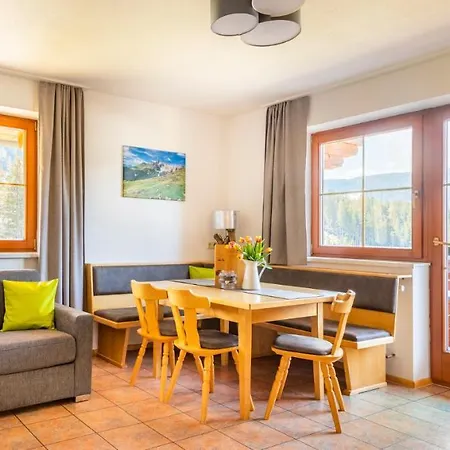 弗利恩拉赫雷托夫酒店 招待所