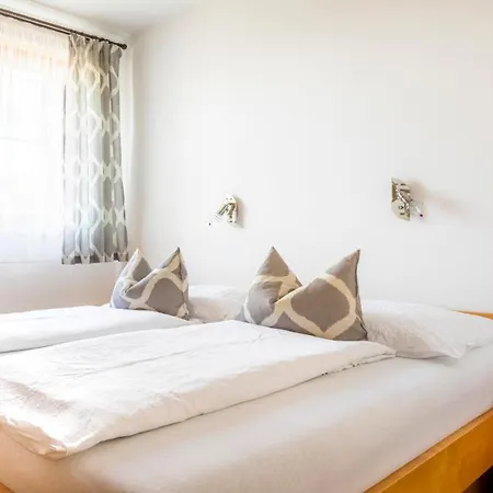 弗利恩拉赫雷托夫酒店 3* 费尔兹姆斯