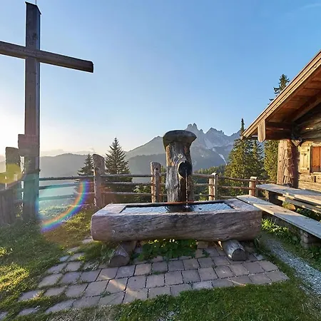 弗利恩拉赫雷托夫酒店 3* 费尔兹姆斯